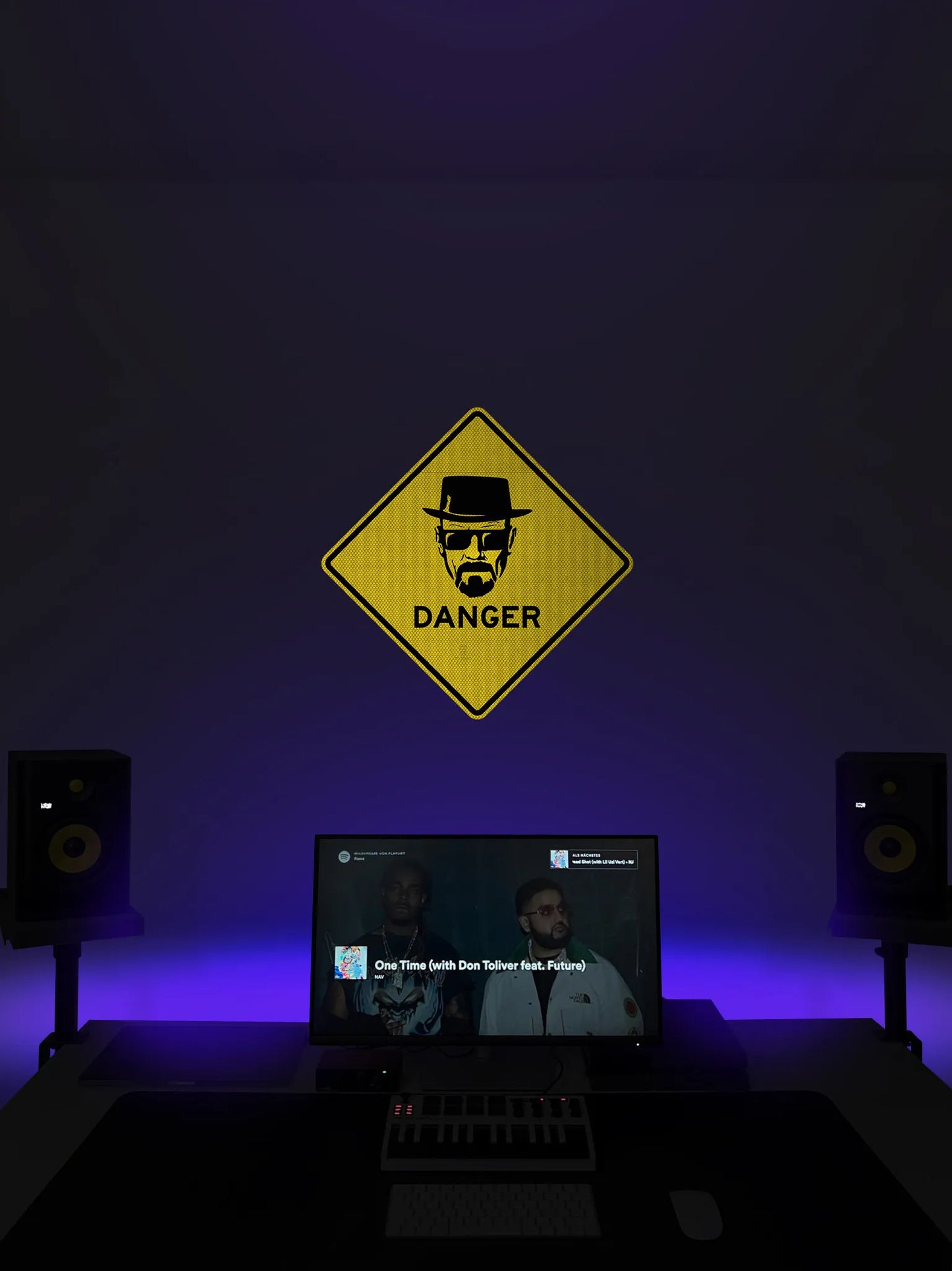 Heisenberg Danger Streetsign