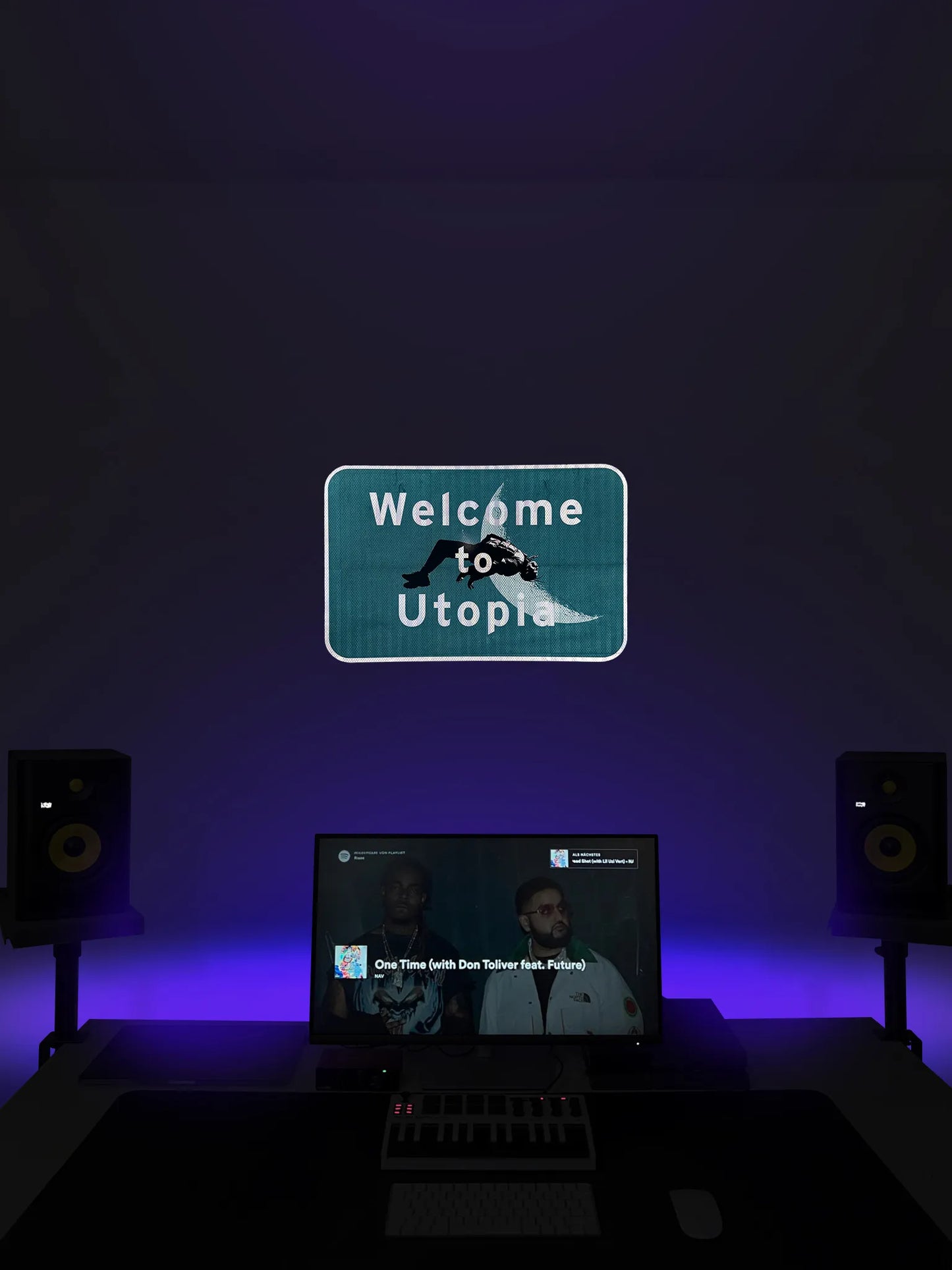 Welcome to Utopia Streetsign